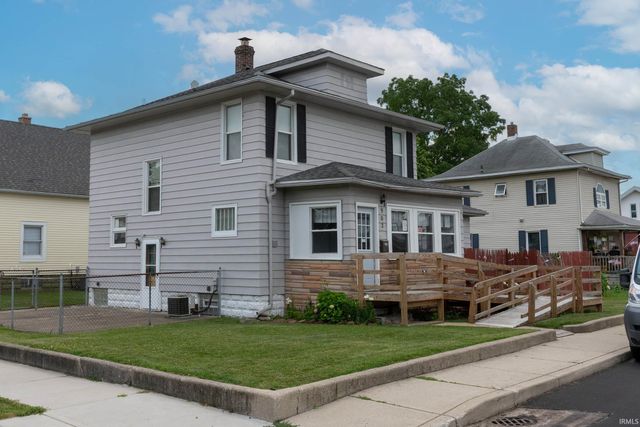 902 S Main St, Mishawaka, IN 46544