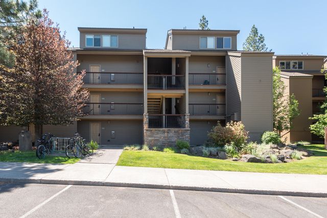 18575 SW Century Drive 1837-1838, Bend, OR 97702