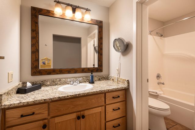 18575 SW Century Drive 1837-1838, Bend, OR 97702