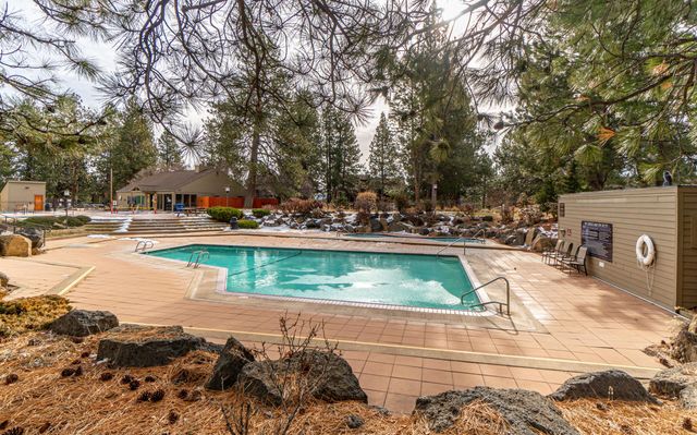 18575 SW Century Drive 1837-1838, Bend, OR 97702