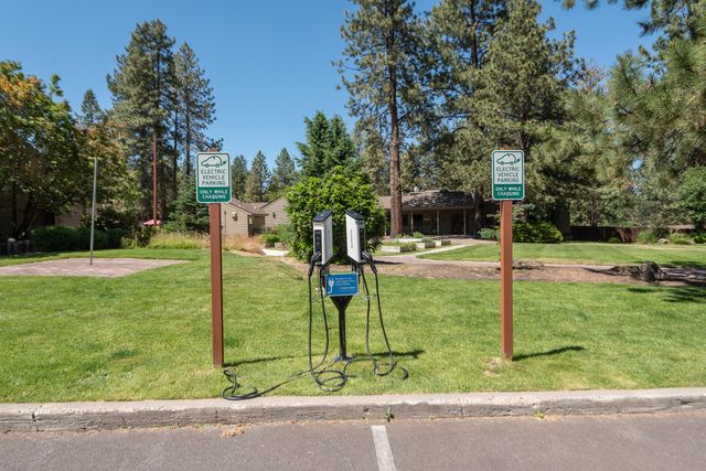 18575 SW Century Drive 1837-1838, Bend, OR 97702