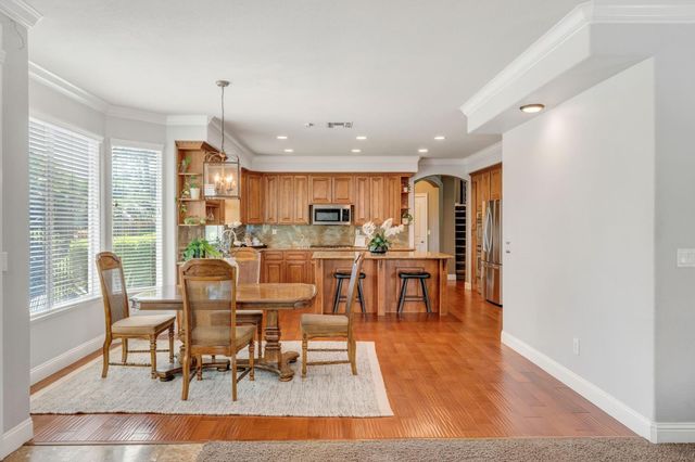 141 Flint Rock Ct, Roseville, CA 95747