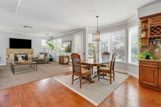 141 Flint Rock Ct, Roseville, CA 95747