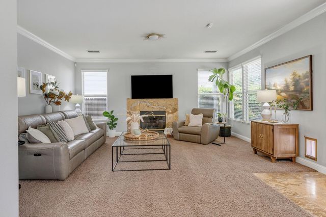 141 Flint Rock Ct, Roseville, CA 95747