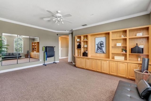 141 Flint Rock Ct, Roseville, CA 95747