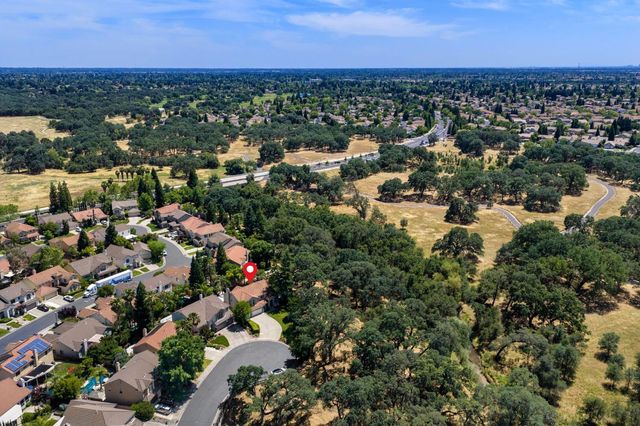 141 Flint Rock Ct, Roseville, CA 95747