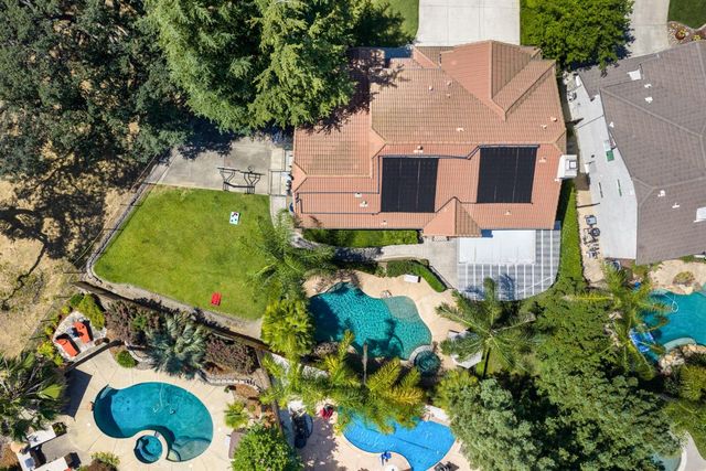 141 Flint Rock Ct, Roseville, CA 95747