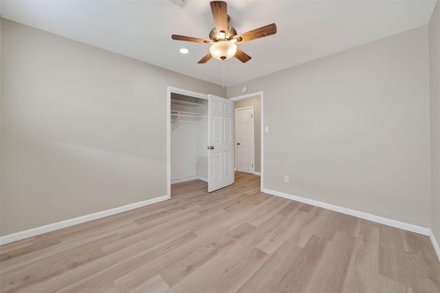 702 Rosewood Drive, Baytown, TX 77520