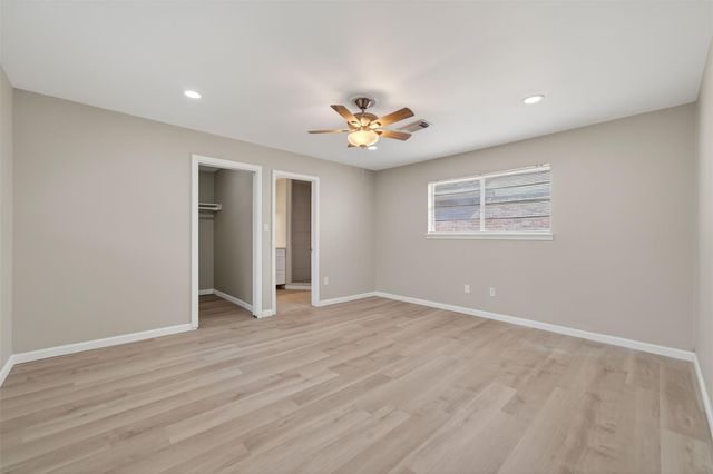 702 Rosewood Drive, Baytown, TX 77520