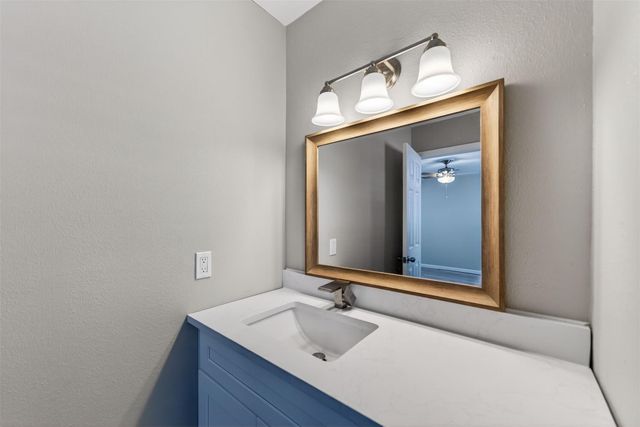 702 Rosewood Drive, Baytown, TX 77520