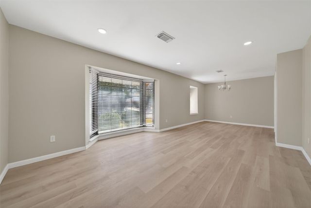 702 Rosewood Drive, Baytown, TX 77520