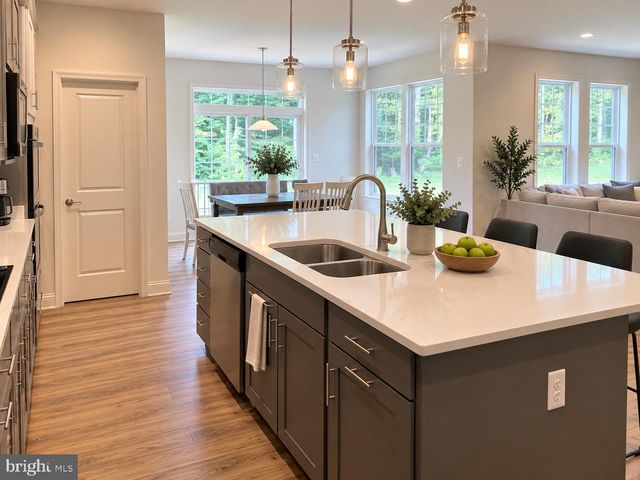 10814 N RIDING RD, Upper Marlboro, MD 20772