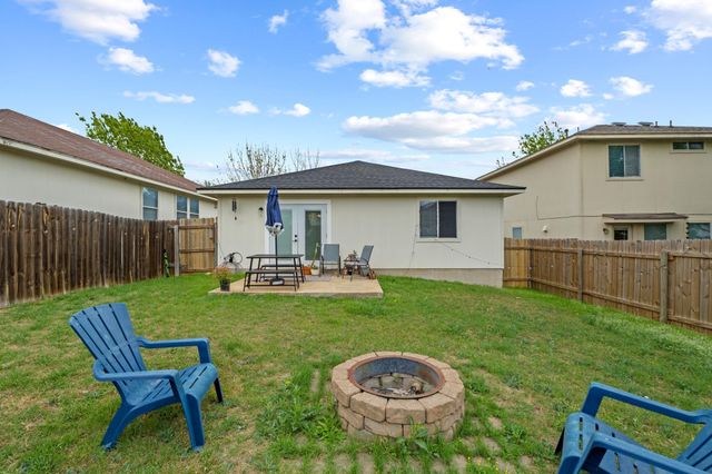 5220 Hutchinson DR, Austin, TX 78723