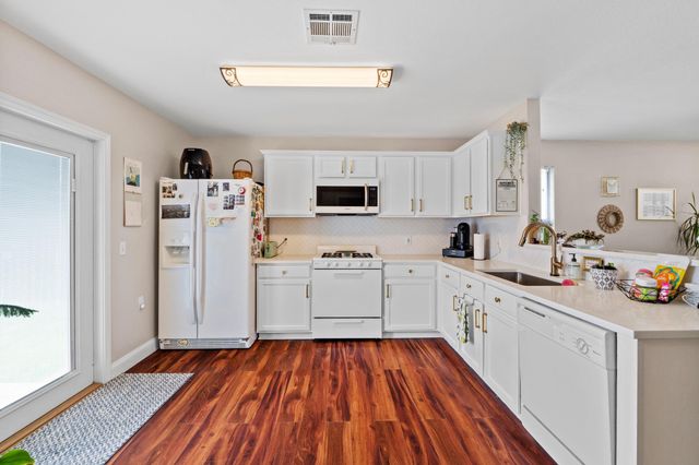 5220 Hutchinson DR, Austin, TX 78723