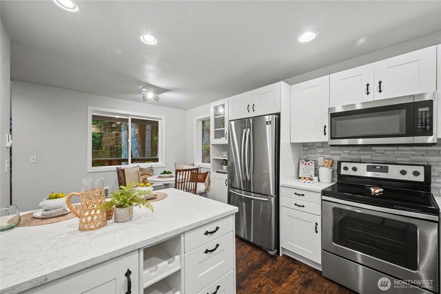 9 Summer Bell Lane, Bellingham, WA 98229