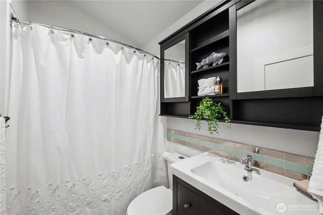 9 Summer Bell Lane, Bellingham, WA 98229