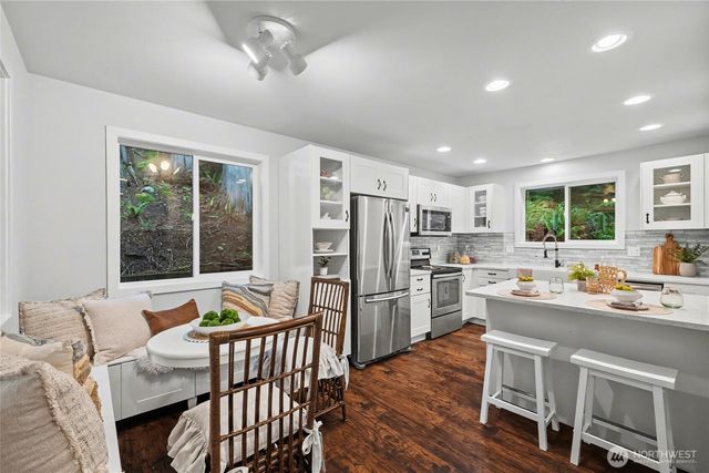 9 Summer Bell Lane, Bellingham, WA 98229