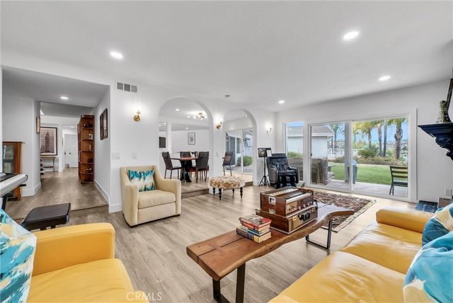 29795 Eagle Point, Canyon Lake, CA 92587