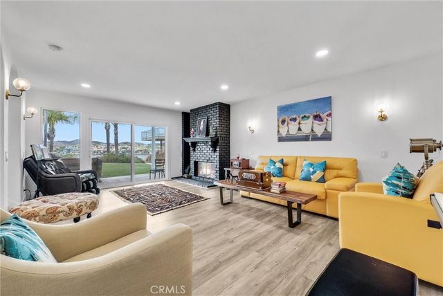 29795 Eagle Point, Canyon Lake, CA 92587