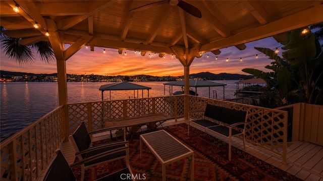 29795 Eagle Point, Canyon Lake, CA 92587