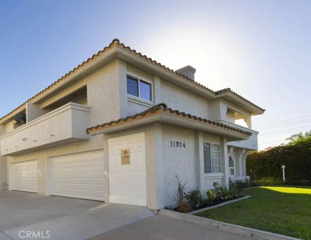 11324 215th 4, Lakewood, CA 90715