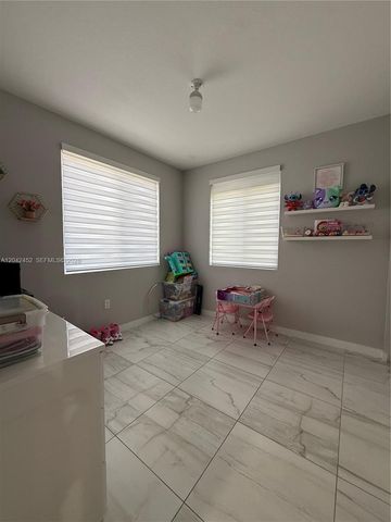 1034 SE 23rd Ter, Homestead, FL 33035