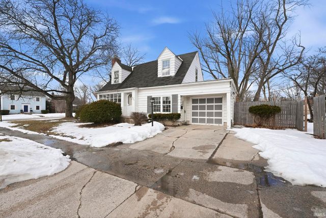 4827 Arlington Avenue, Fort Wayne, IN 46807