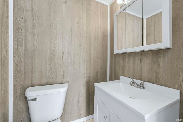 4827 Arlington Avenue, Fort Wayne, IN 46807