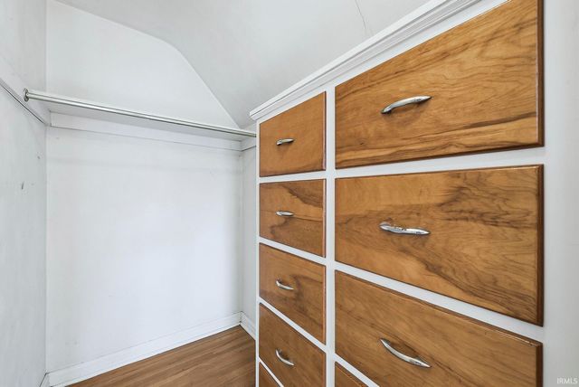 4827 Arlington Avenue, Fort Wayne, IN 46807