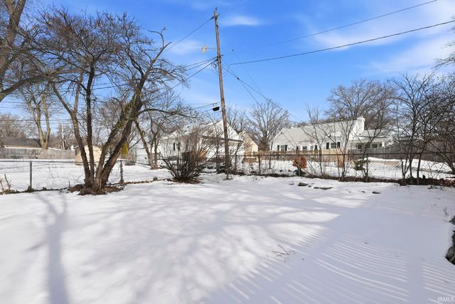 4827 Arlington Avenue, Fort Wayne, IN 46807