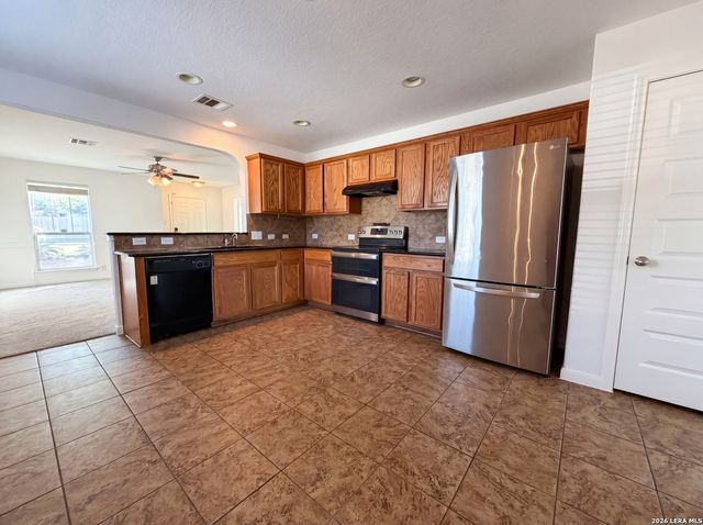 1108 WIND HAVEN DR, New Braunfels, TX 78130