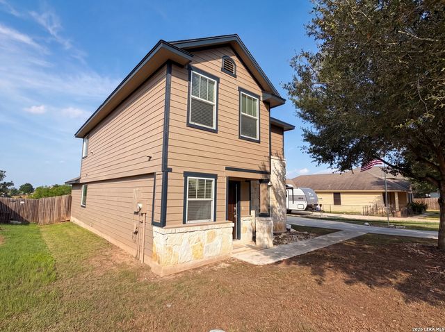 1108 WIND HAVEN DR, New Braunfels, TX 78130