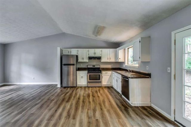 759 Greenhedge Drive, Stone Mountain, GA 30088