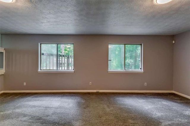 759 Greenhedge Drive, Stone Mountain, GA 30088