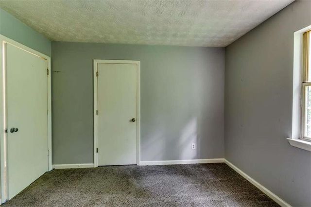 759 Greenhedge Drive, Stone Mountain, GA 30088
