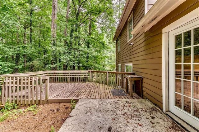 759 Greenhedge Drive, Stone Mountain, GA 30088