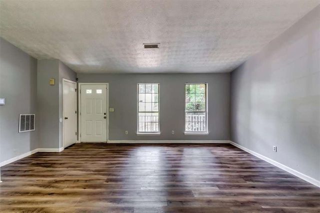 759 Greenhedge Drive, Stone Mountain, GA 30088
