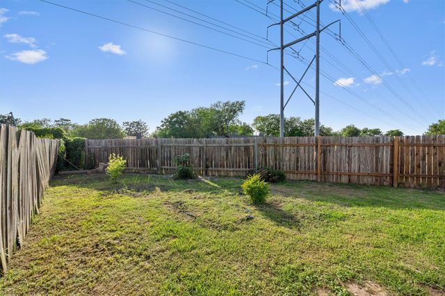5700 Cherry PARK B, Austin, TX 78745