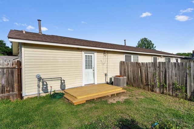 5700 Cherry PARK B, Austin, TX 78745