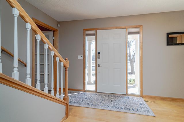 13886 Louisiana Avenue, Savage, MN 55378