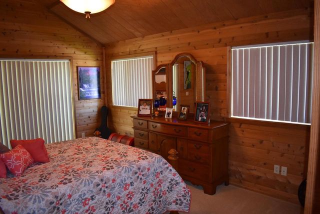 W7202 KODIAK DRIVE, Pembine, WI 54156