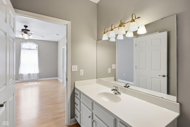 1443 Sierra Springs, Carmel, IN 46032