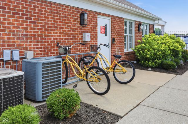 1443 Sierra Springs, Carmel, IN 46032