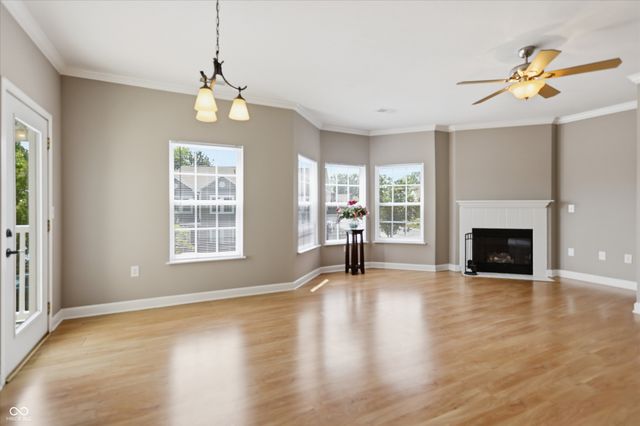 1443 Sierra Springs, Carmel, IN 46032