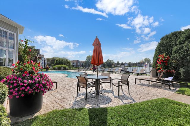 1443 Sierra Springs, Carmel, IN 46032