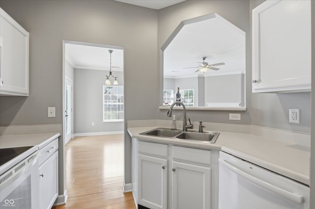 1443 Sierra Springs, Carmel, IN 46032