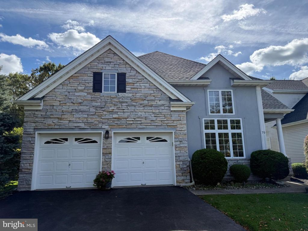 75 HONEYFLOWER LA, Princeton Junction, NJ 08550