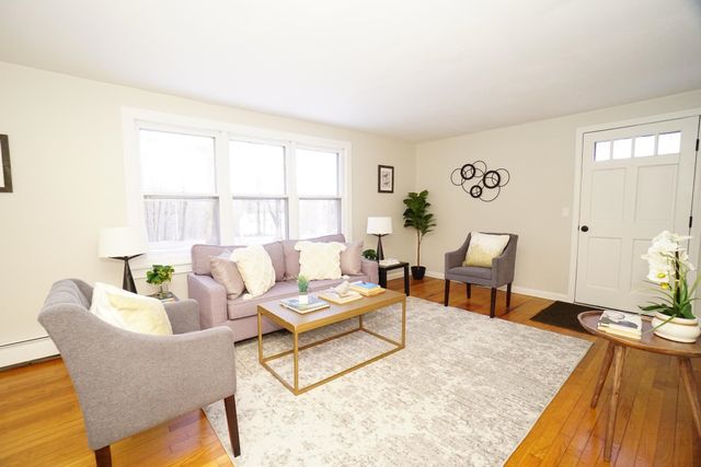 22 Davis Village Road, New Ipswich, NH 03071