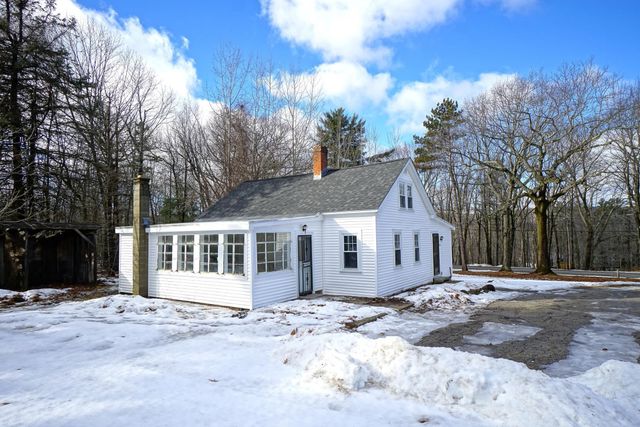 22 Davis Village Road, New Ipswich, NH 03071