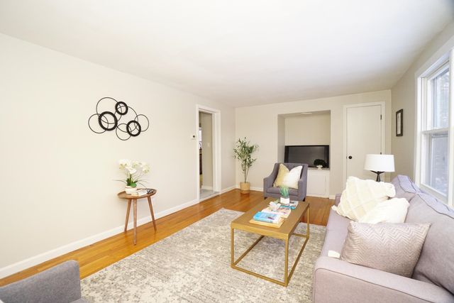 22 Davis Village Road, New Ipswich, NH 03071